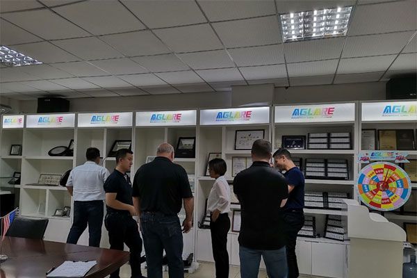 迎接Z6尊龙凯时美国客户来造访我们！